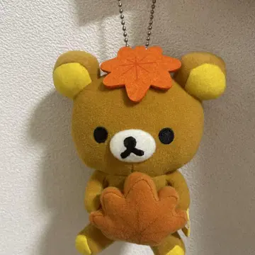 가을 나뭇잎 모티브 지역 한정 리락쿠마