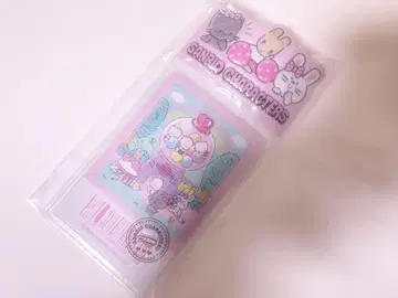 산리오 트레이딩 카드 케이스 배지
