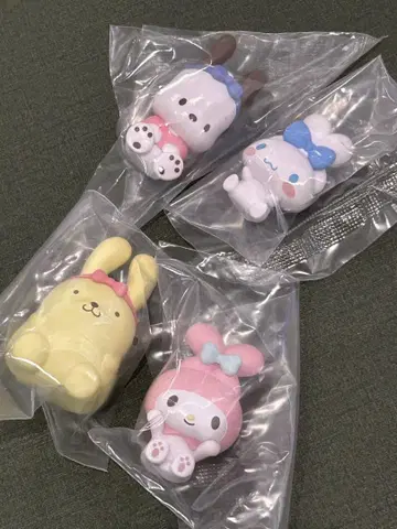 [ 새상품 ] 산리오 캡슐 토이  토끼 피규어 세미 컴플리트 4종