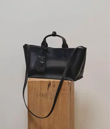 TODAYFUL Useful Leather Bag(M) 새상품 가죽백
