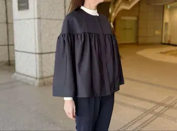 엠프리미어 라이트 그로그랭 개더 자켓