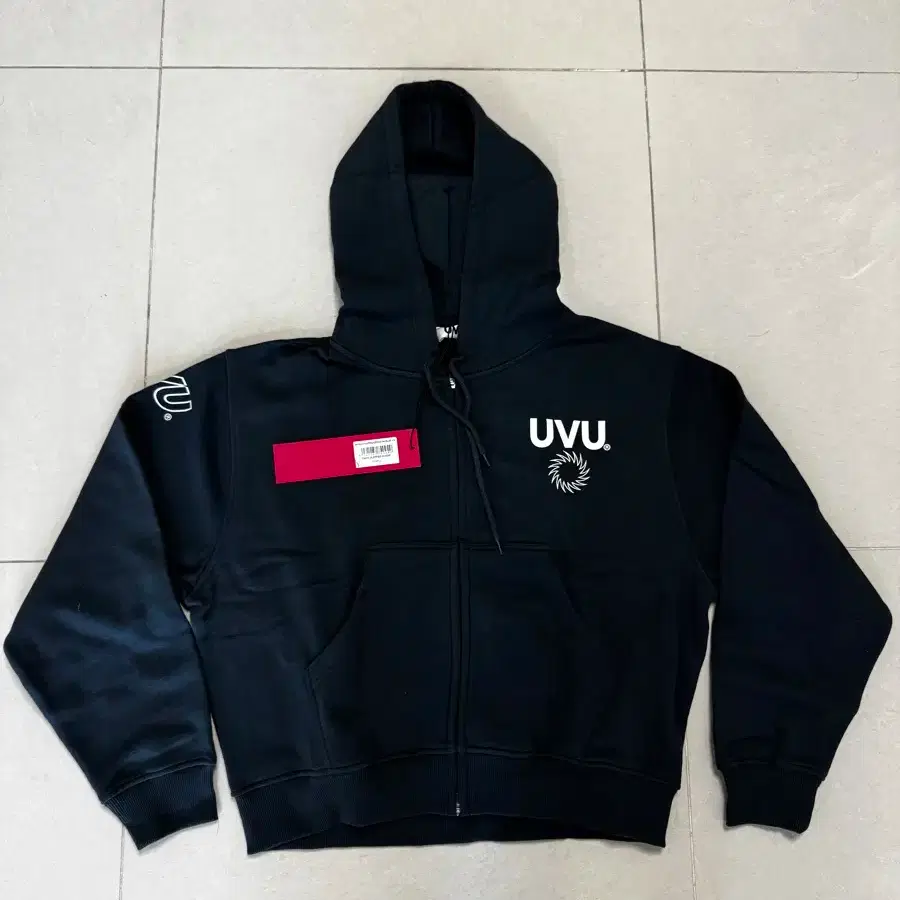 Uvu Paris Hoodie Zip-up XS Size New Product on Bunjang Global Site.