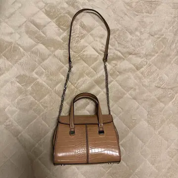 ZARA 체인 숄더백 미사용 새상품!