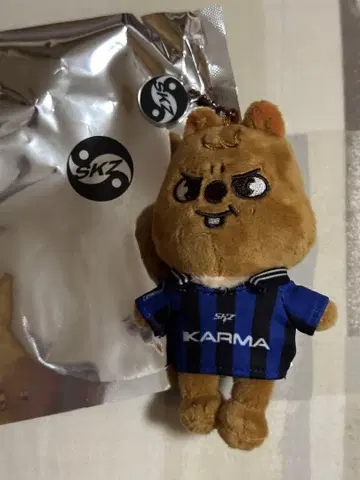 straykids KARMA skzoover 키링 한 한쿼카