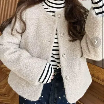 moment+ 페이크 울 골드 버튼 노카라 자켓