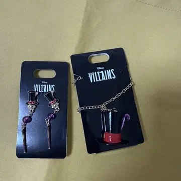 파실리에 귀찌 스윙 DISNEY VILLAINS 목걸이
