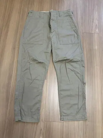 ENGINEERED GARMENTS 퍼티그 팬츠 카키