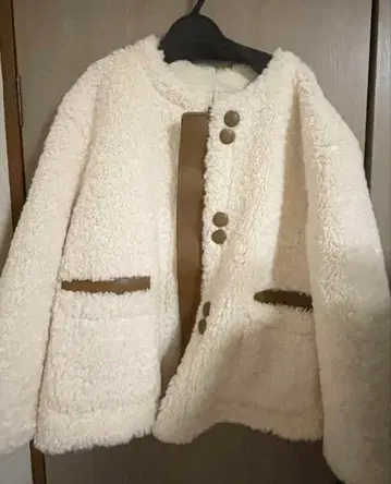 VEGA CHANG 가죽 보아 자켓