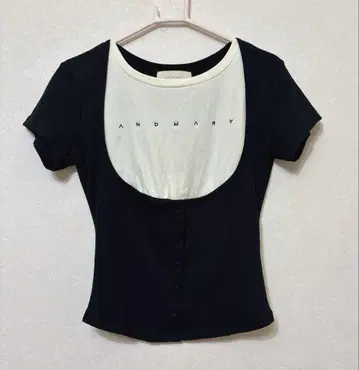 andmary Mary logo tops black