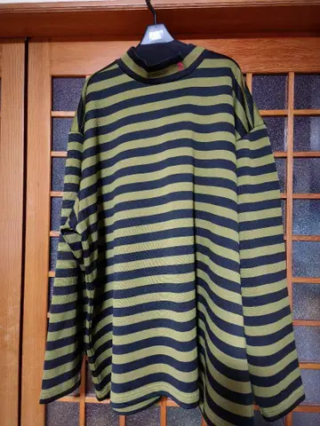 [ 5L ] SRIXON 올리브 그린과 블랙 스트라이프 골프 긴팔