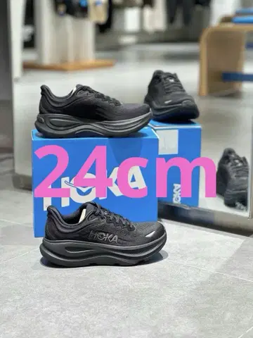 호카 오네오네 본디 9 미사용 새상품 사이즈는 24cm