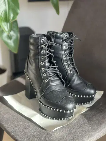 블랙 부츠 힐 통굽 L