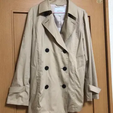 UNTITLED 숏 트렌치