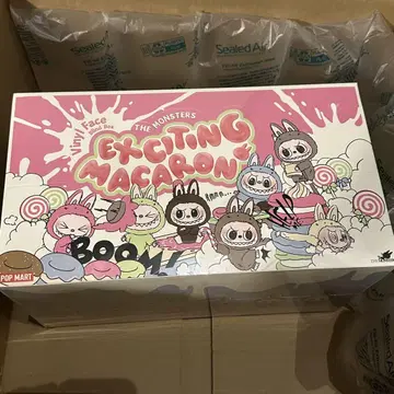 THE MONSTERS EXCITING MACARON 봉제 인형