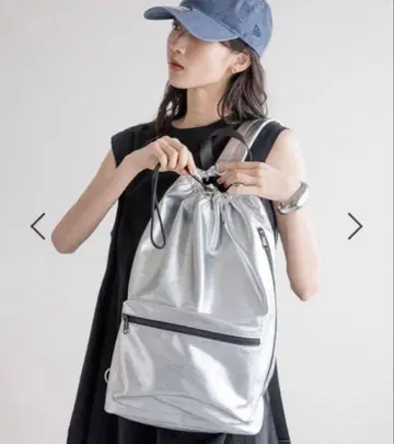 LOWRYSFARM 미사용 새상품 BIG 원숄더 BAG 실버 SALE