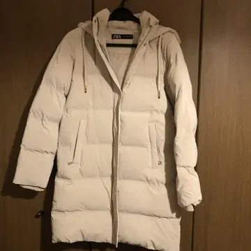 ZARA 충전솜 다운 코트 오프화이트 S 미사용