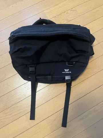 wdl 다블유디엘 DELTACOMMUTER 메신저 백