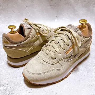 정가 13,200엔 Reebok CLASSIC LEATHER
