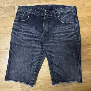 넘버나인 다크 그레이 데님 숏팬츠 사이즈 3