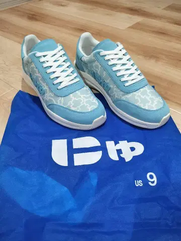 산가초 뉴 스카이블루 패턴 스니커즈 27cm