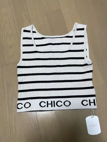 Chico 밑단 로고 탱크탑
