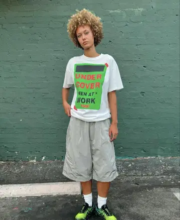 194 Pleated 5-Pocket Short Metal Grey