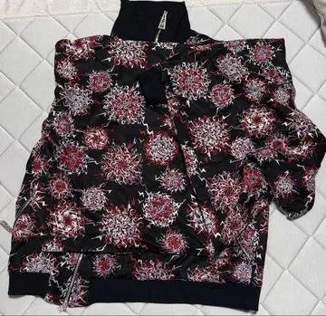 hazama supernova lace blouson