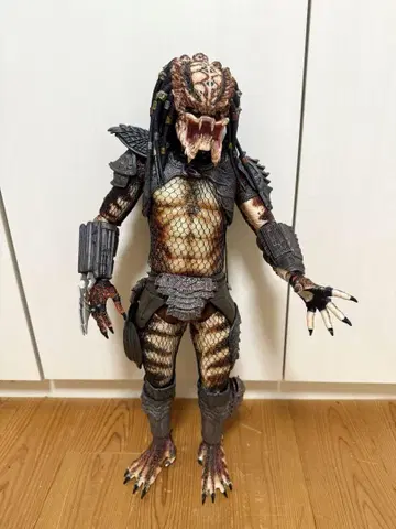 프레데터 피규어 50cm