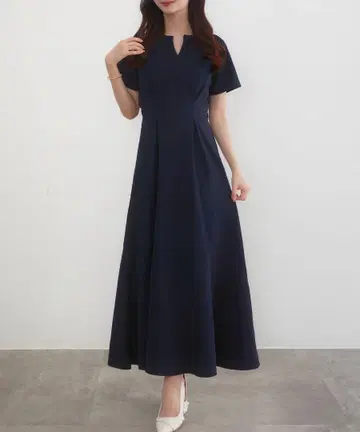 키넥 턱 디자인 원피스 [페치 스커트 SET] CENEA