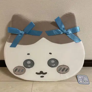 치이카와 (먼작귀) 저반발 쿠션 리본 하치와레