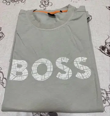 HUGO BOSS 미사용 남성용 t셔츠 3XL 얼룩 있음