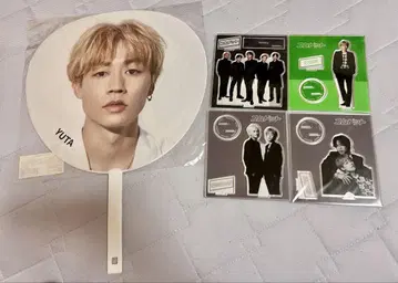 코무돗토 부채 아크릴 스탠드