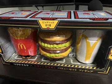 맥도날드 빅맥 에반게리온 콜라보 피규어 세트