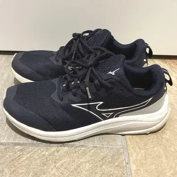 MIZUNO 미즈노 네이비 스니커즈 신발 러닝화 23.0cm