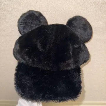 미키 귀 달린 블랙 퍼 모자
