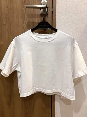 컨디션 최상 두지엠 클라세 cropped T
