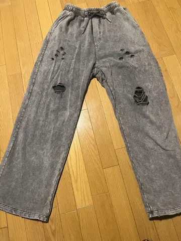 데미지 가공 그레이 와이드 팬츠