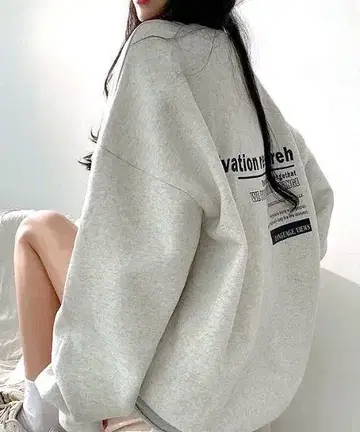 SHEENA 맨투맨 티셔츠