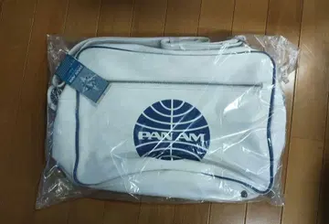 PAN AM 팬암 숄더백 화이트 컬러 미사용