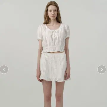 The Barnnet 레이스 미니 스커트