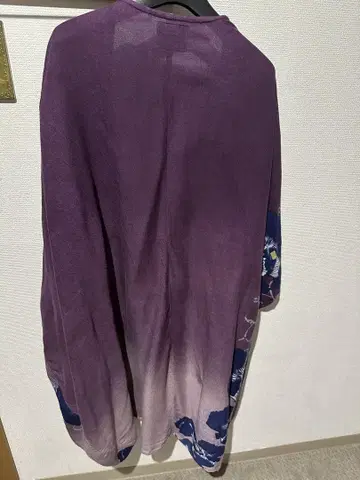 보라색 꽃무늬 가디건