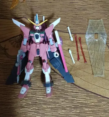 [단순 조립] HG 1/144 인피니트 저스티스 건담