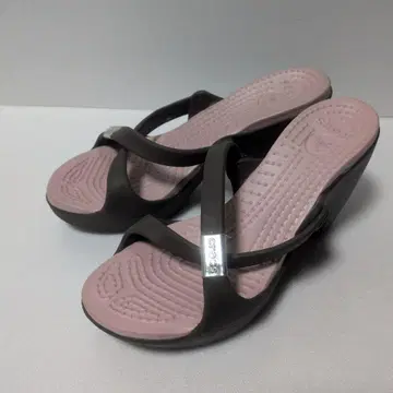 레어 crocs 더블 스트랩 힐 샌들 w6