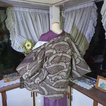 다크 브라운 바탕에 화이트 사슴 무늬가 멋스러운 도효입니다