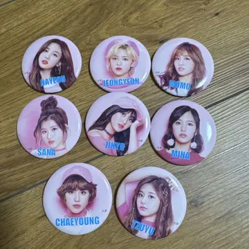 TWICE 캔뱃지