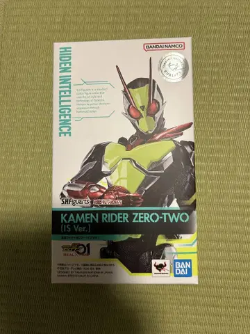 S.H.Figuarts 가면라이더 제로투 (이즈 VER)