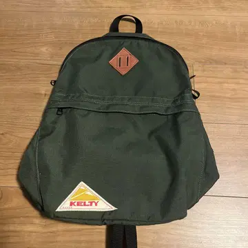 켈티 백팩 올리브 15L