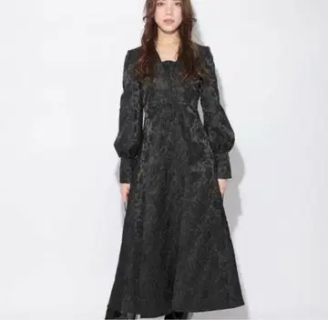 Meltthelady 플라워 자카드 롱 드레스