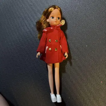 리카짱 인형 본체 빨간색 코트