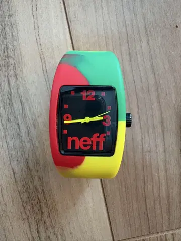 손목시계 neff 라스타 컬러